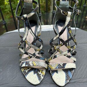 10 Crosby Derek Lamb Snakeskin Wedge Heels